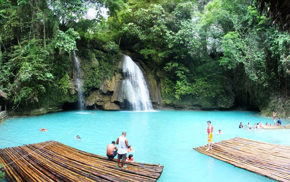 helgen Tilladelse Hurtig Kawassan Falls Video Get to see the Falls LIVE | Kawasan Falls Cebu Water  Falls