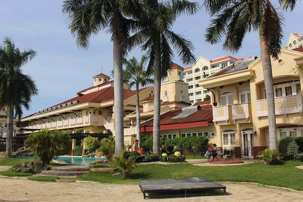 Book a room at the vista mar beach resort and country club, philippines! discount rates! 004